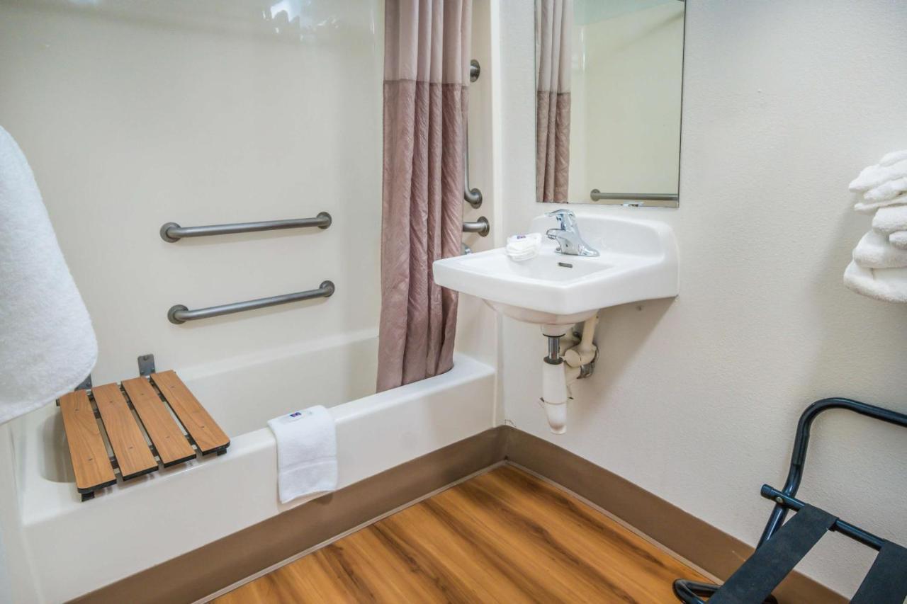 Motel 6-Irving, Tx - Dallas ภายนอก รูปภาพ