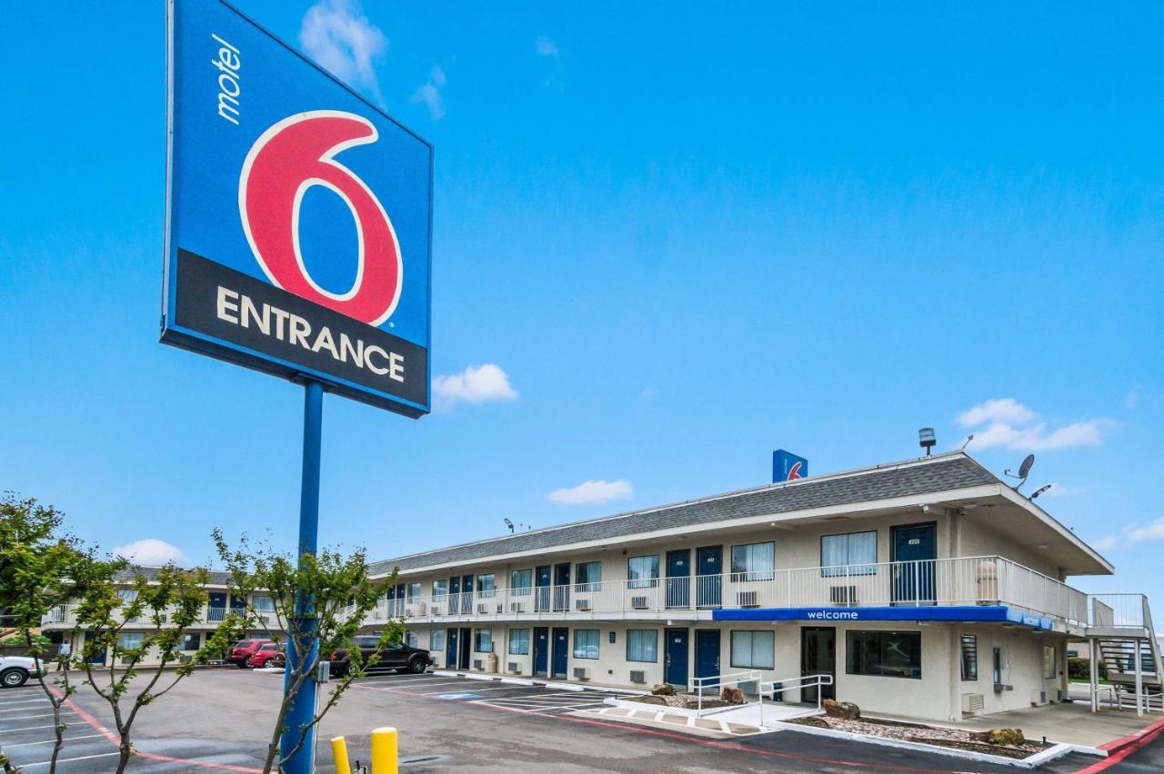 Motel 6-Irving, Tx - Dallas ภายนอก รูปภาพ